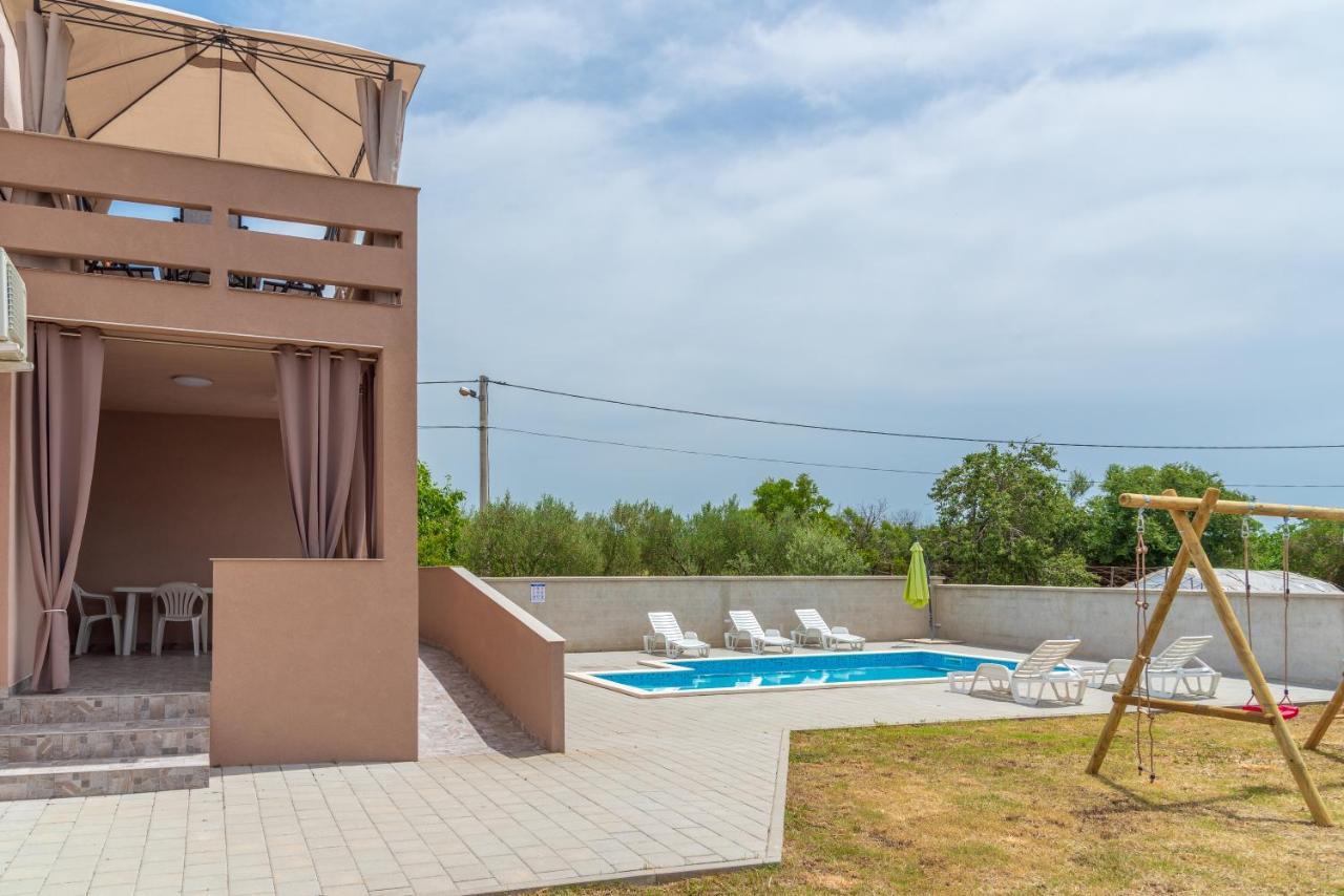 Apartmani Krzak Nin Exterior photo