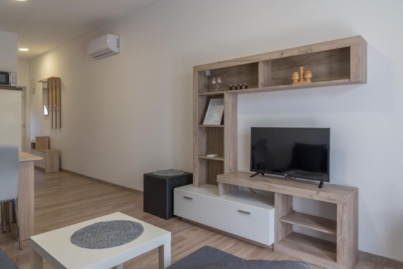 Apartmani Krzak Nin Exterior photo
